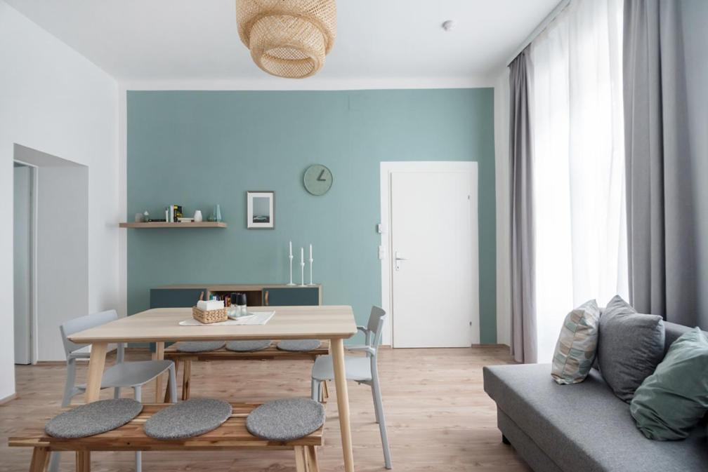 Caring Family Close To The Center Apartment